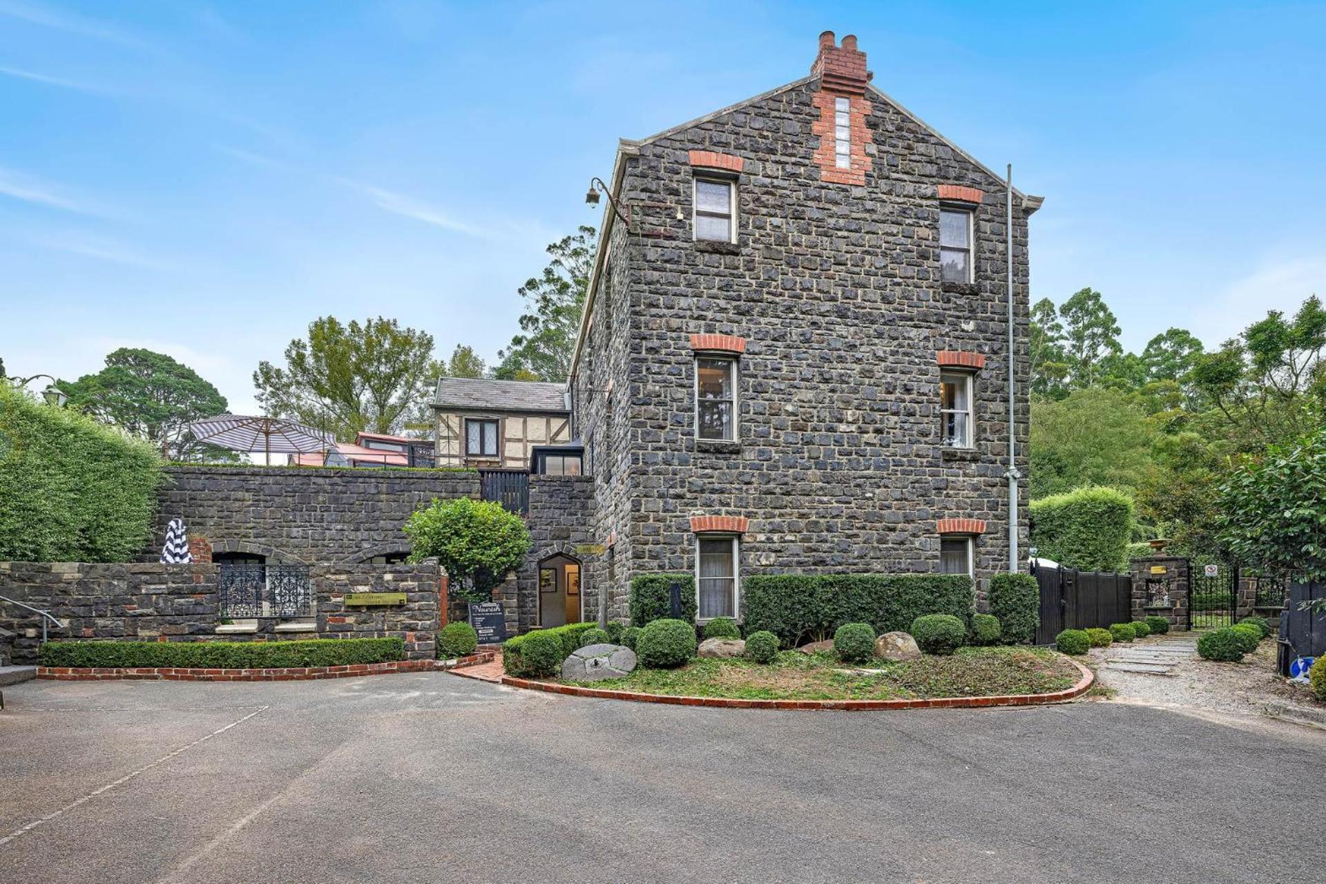 A Loft In The Mill Boutique Accommodation Olinda Exterior photo